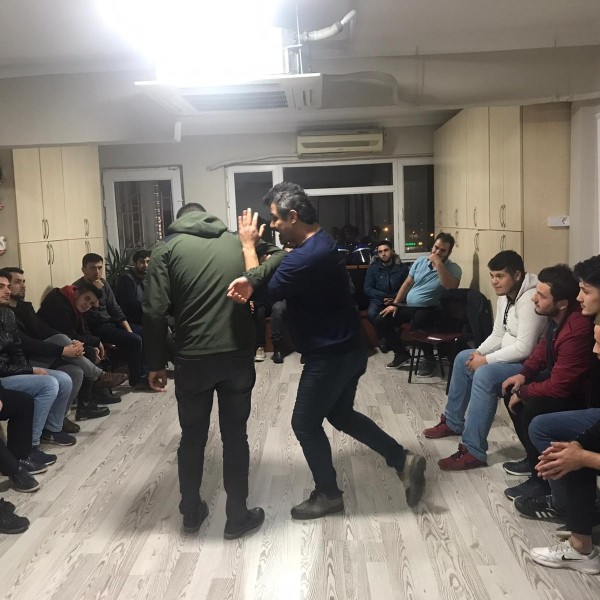 EĞİTİMDEN KARALER