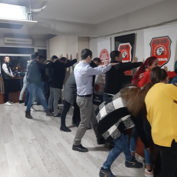 EĞİTİMDEN KARALER